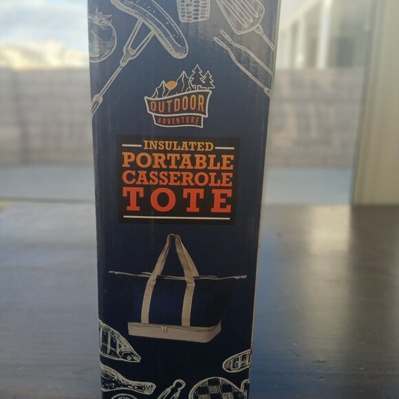 Casserole Tote Outdoor Adventure Portable Insulated with Travel Lid - Picture 3 of 4